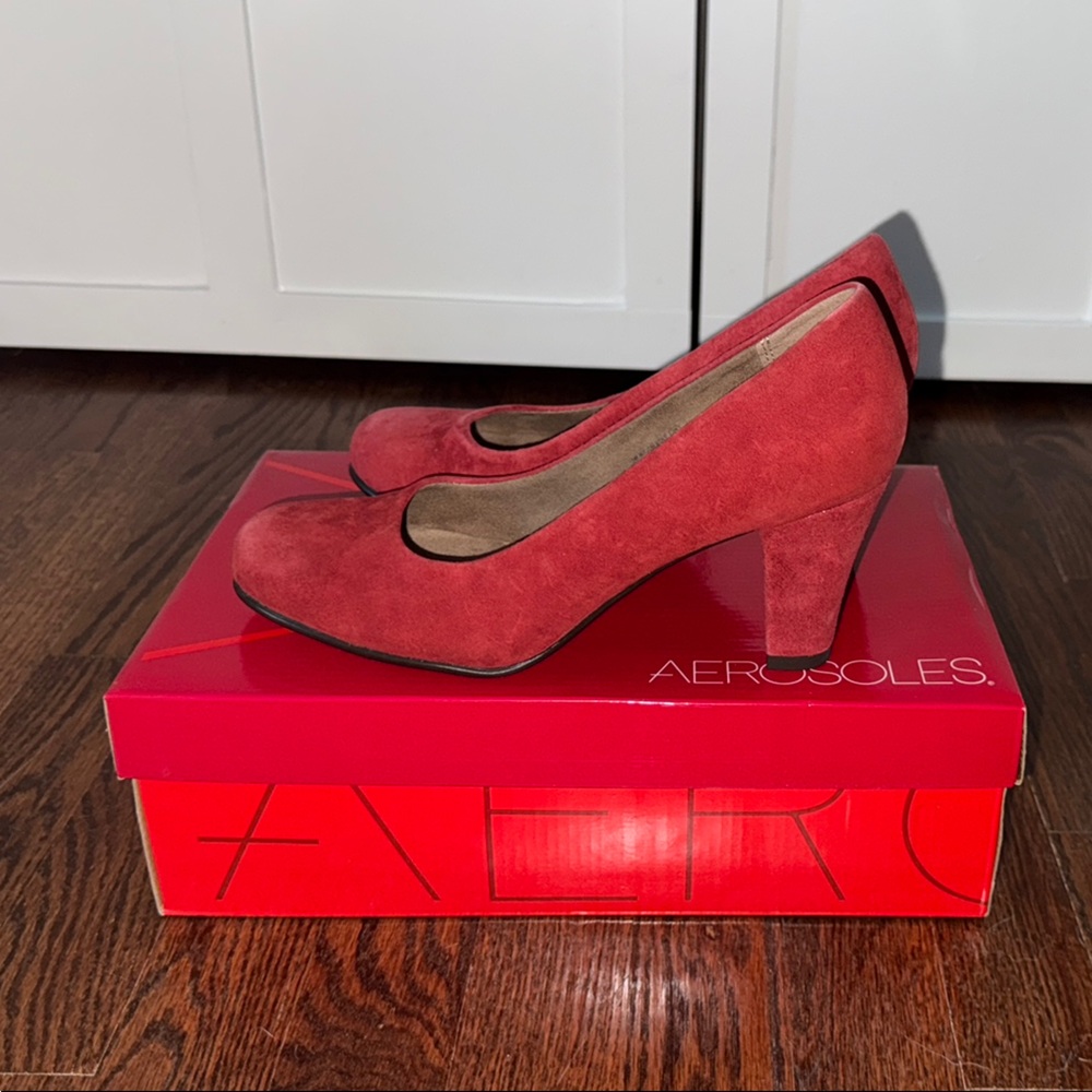AEROSOLES Red Suede Heels Women size 8M